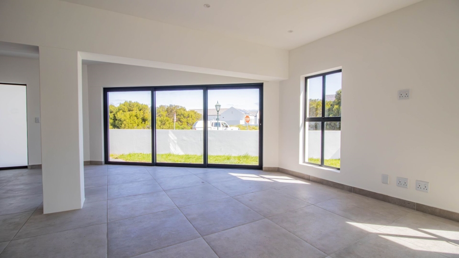 3 Bedroom Property for Sale in Shelley Point Western Cape